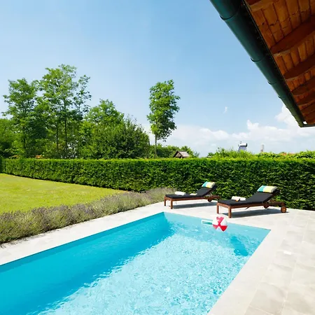 Vilă Aschbacher By Interhome