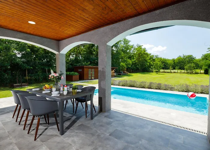 ヴィラ Aschbacher By Interhome *